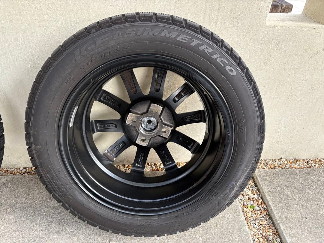 ラージャン様195/55 R16 スタッドレスタイヤ ホイールセット