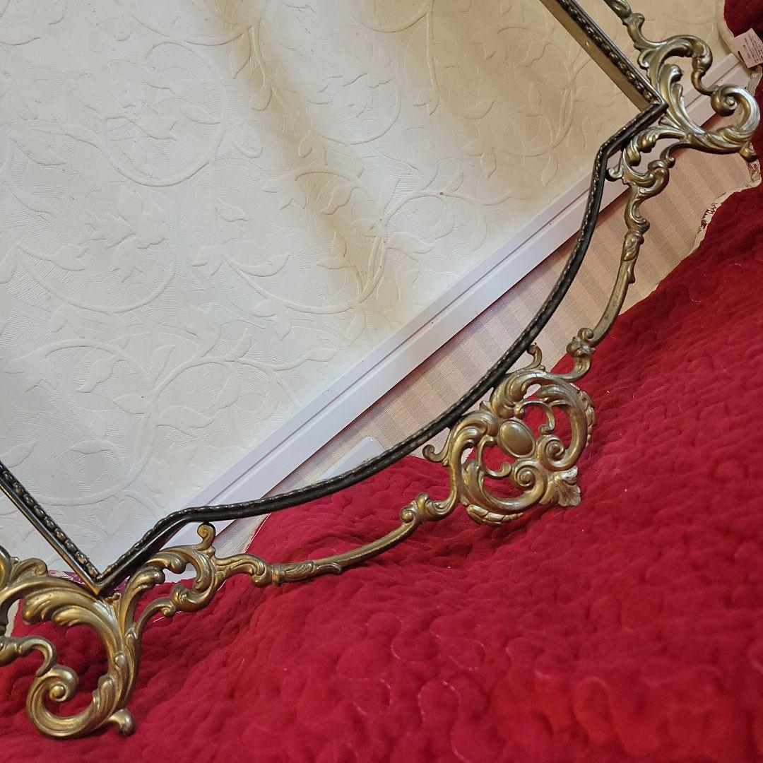 真鍮のアンティークフレーム　大型　イタリア製　フレームのみ　什器　ヴィンテージ