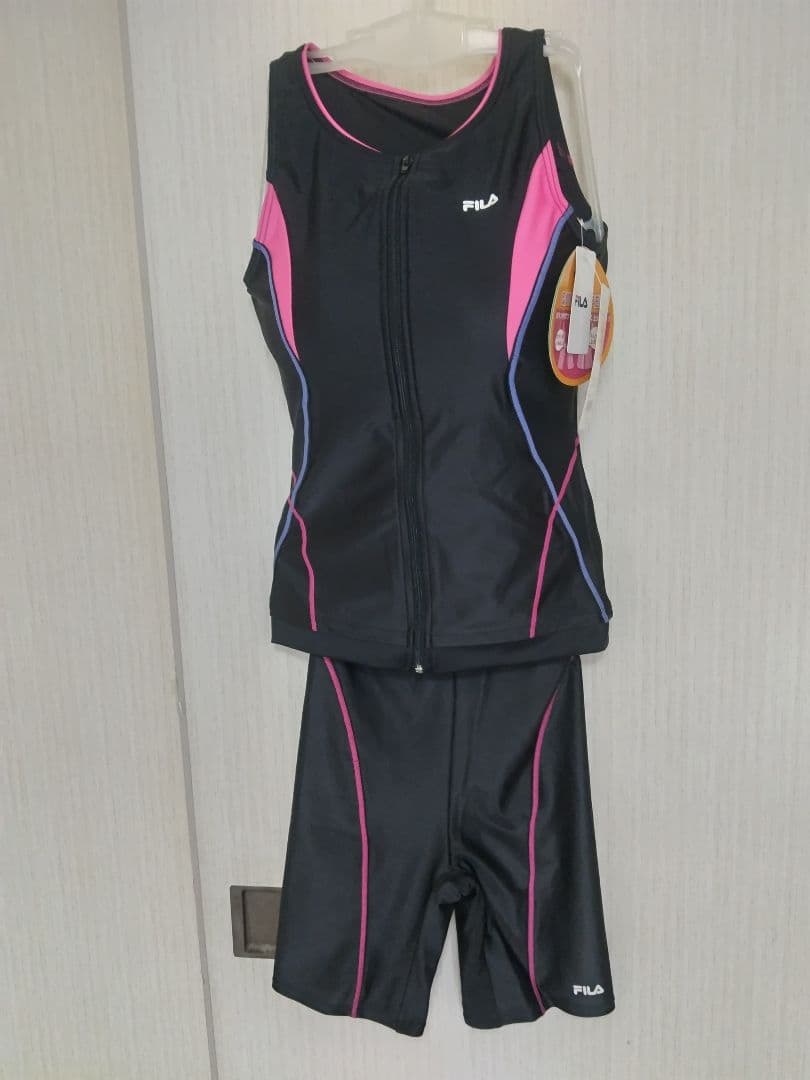 FILA 、セパレート水着 7S 、ココ。