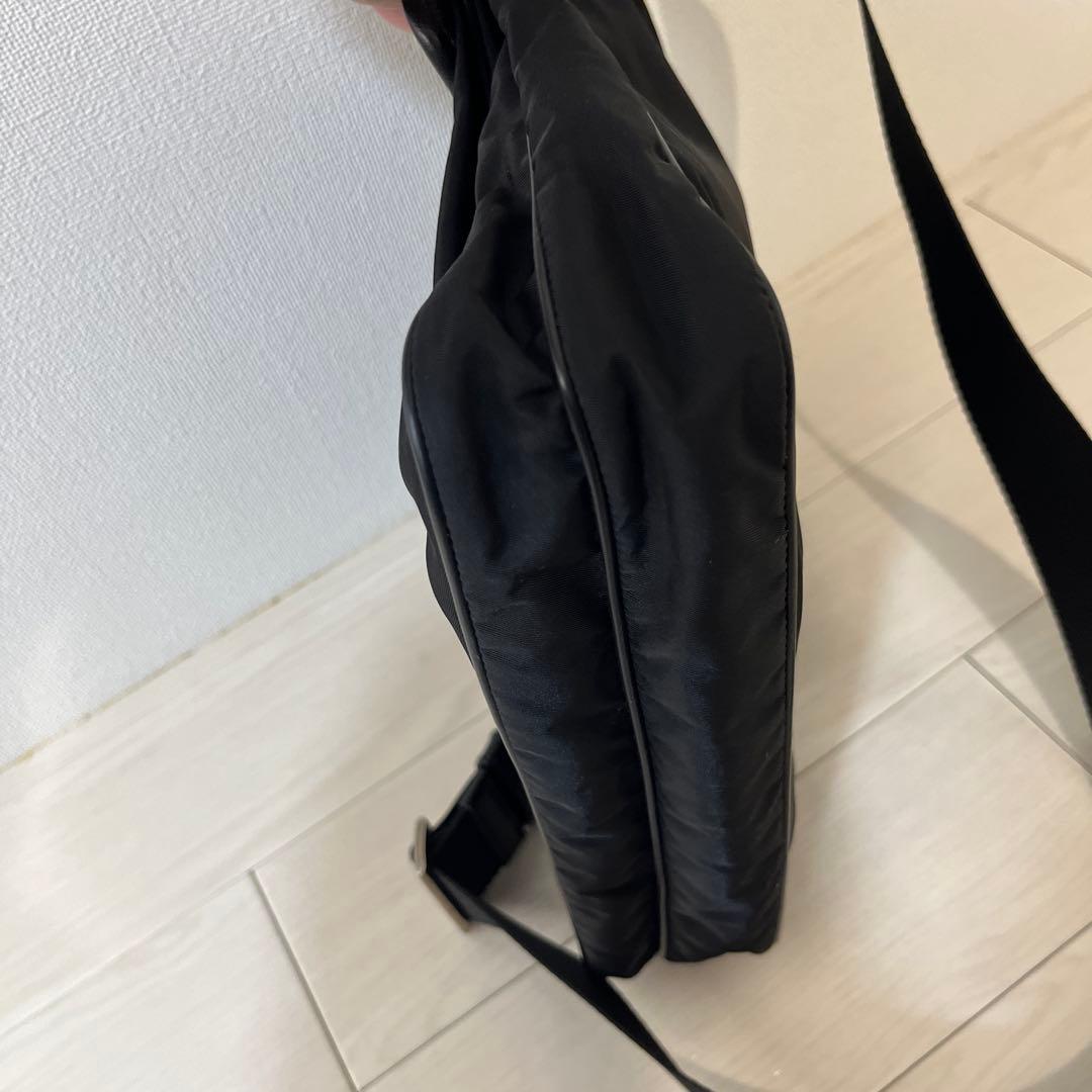 【美品】プラダ　PRADA ショルダーバッグ