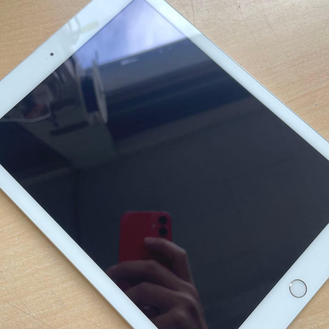 iPad 第5世代　A1822　Wi-Fiモデル　シルバー　32GB 超美品#2