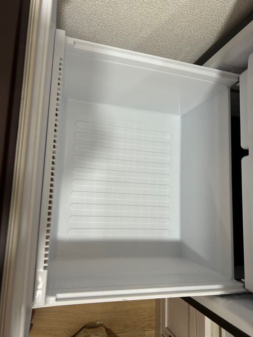 シャープ　プラズマクラスター　冷蔵庫　356リットル　二人暮らし