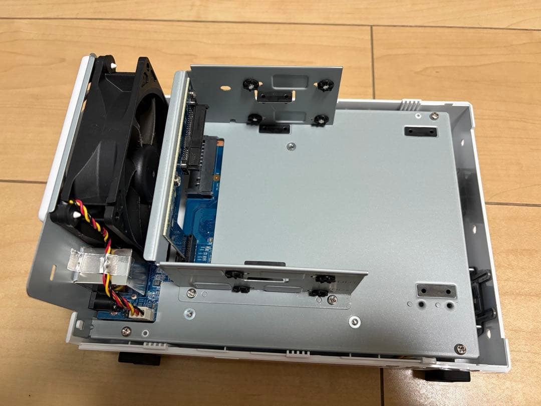 DiskStation DS223j [NASケース・NASキット（HDD無し）