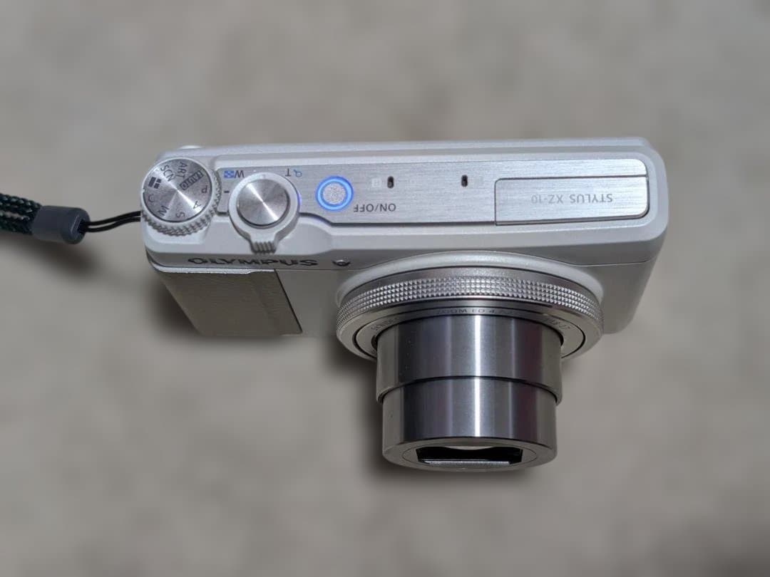 【値下げしました】OLYMPUS STYLUS XZ-10 デジタルカメラ
