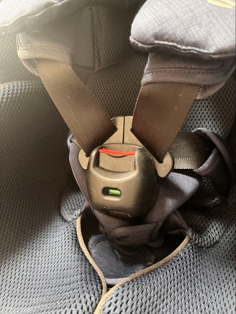 エールべべ　カーメイト　クルット5iグランス　ブルーブラン