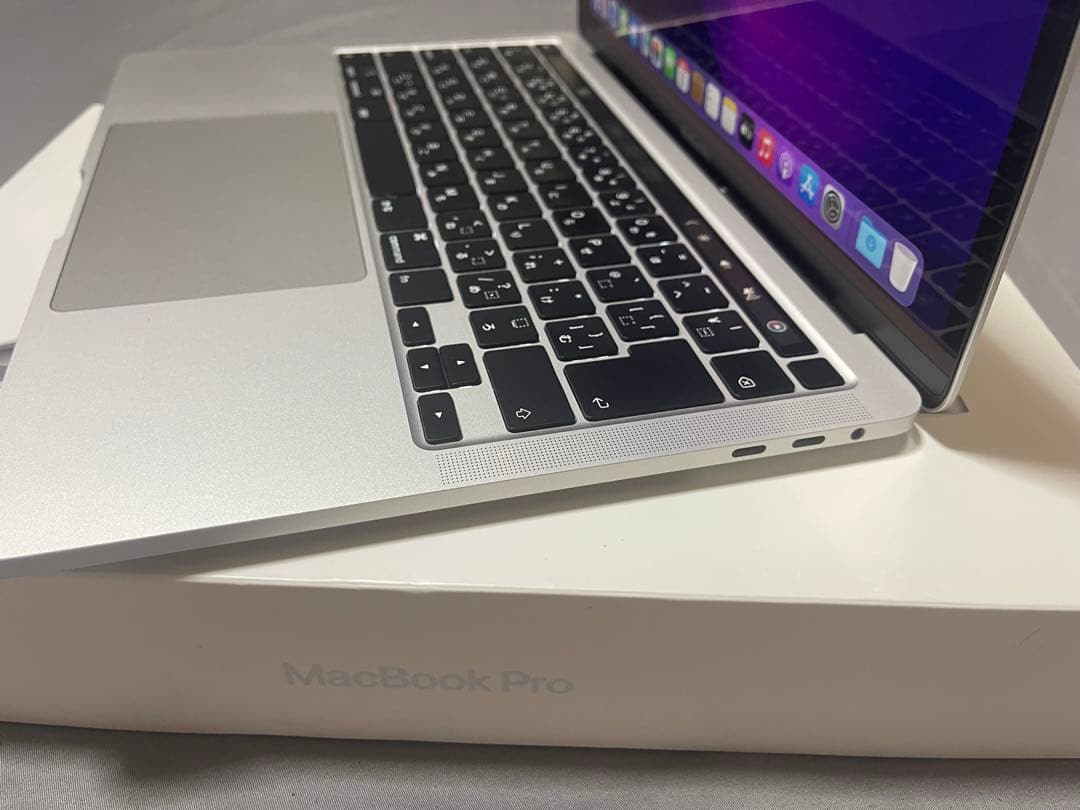 美品 Apple MacBook Pro 13インチ 充電器箱付き