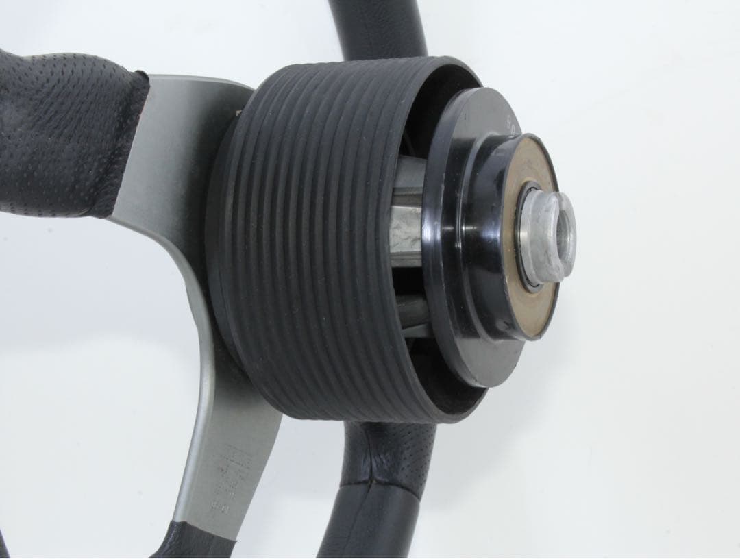 や*と様 momo D35 RACE MADE IN ITALY ステアリング♪