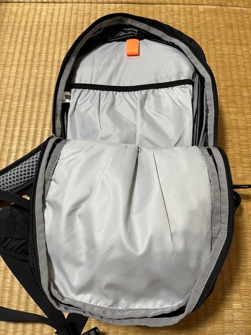 deuter レースエアー　14+3 黒