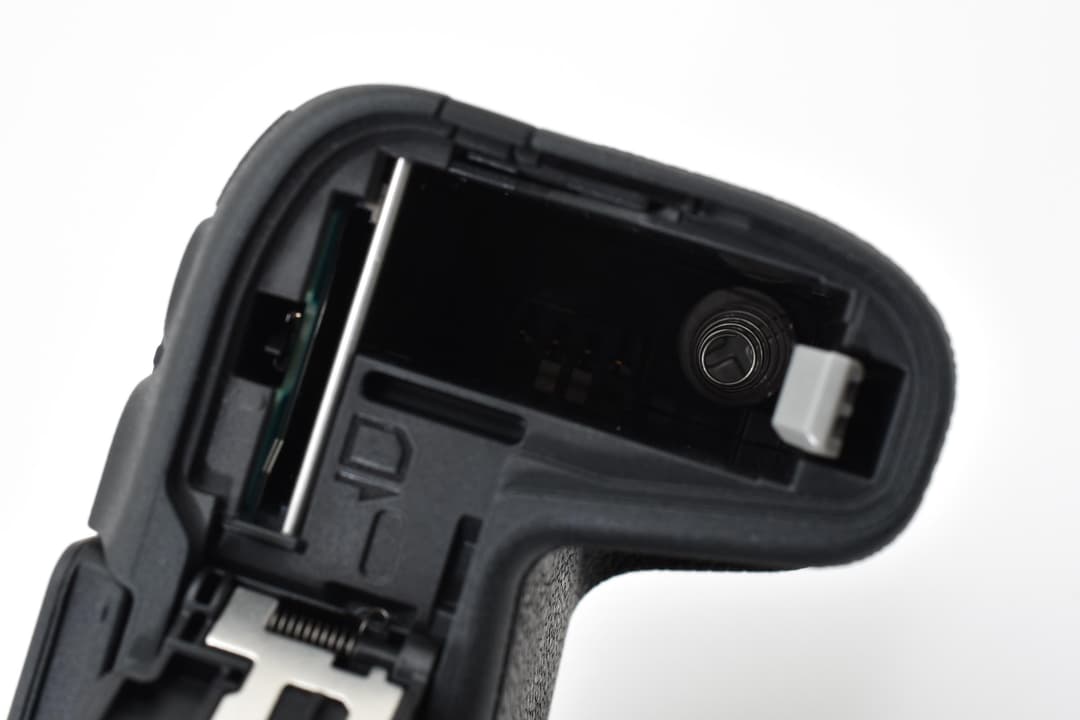 ■極上品■ キヤノン EOS R8 ミラーレス #C626