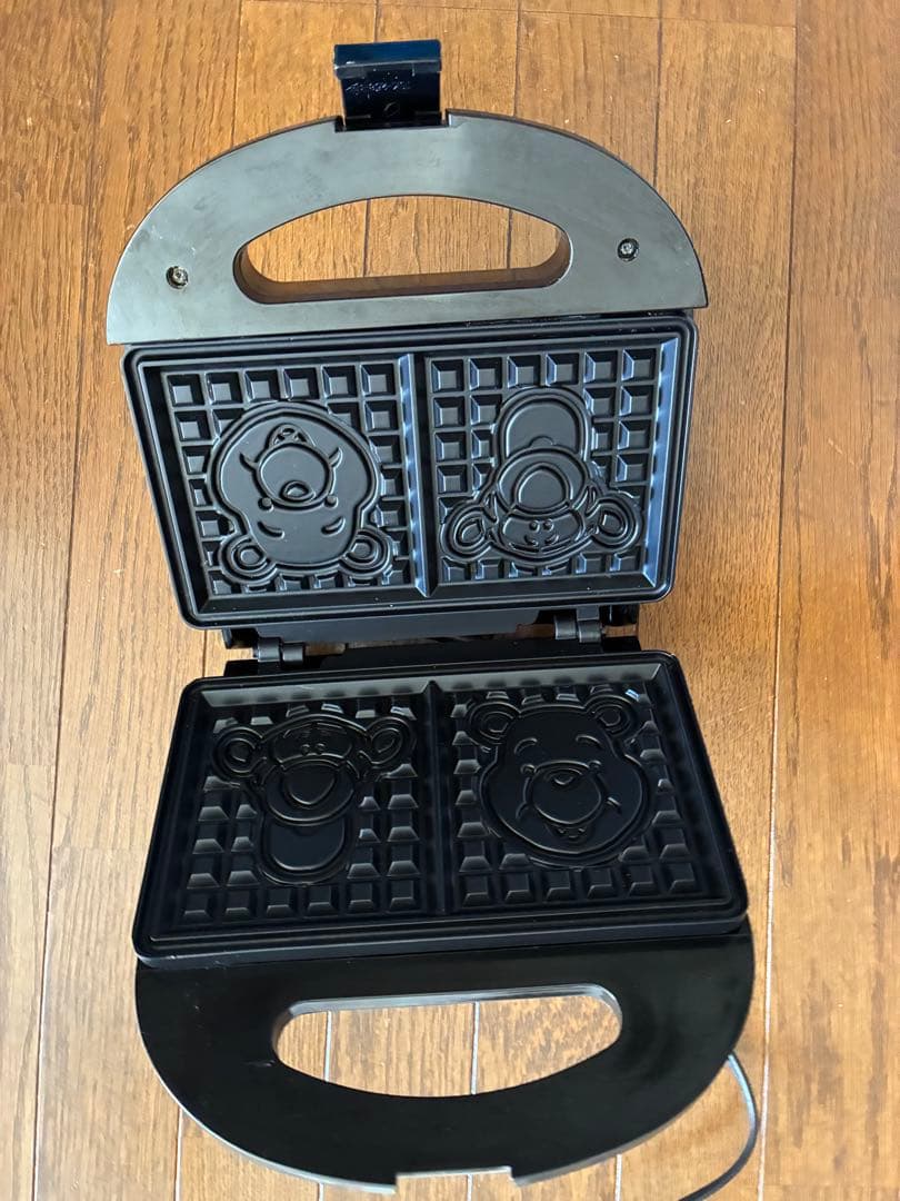 ワッフルメーカー　マフィン　ドーナツ　4つセット　プーさん