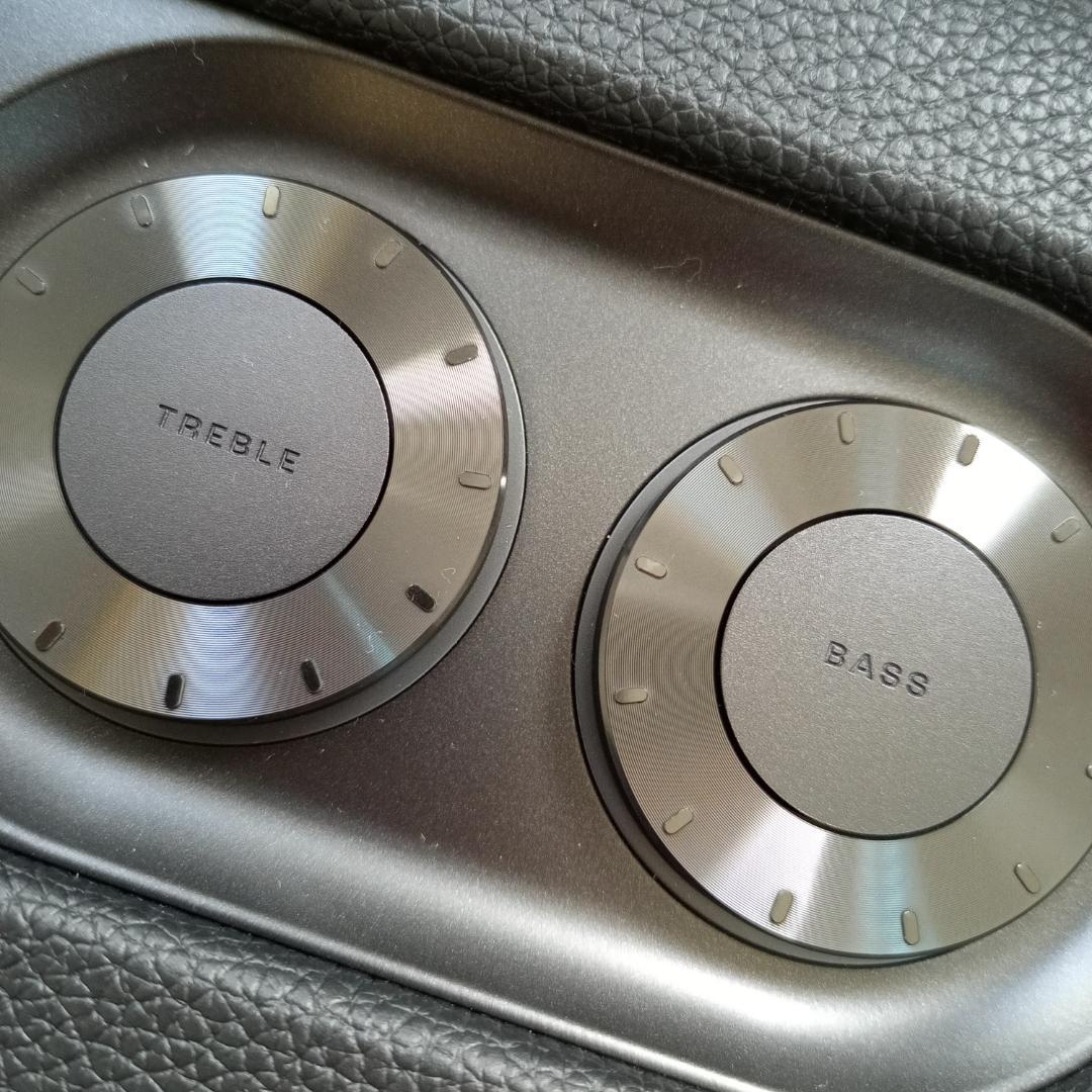 JBL AUTHENTICS 300 Bluetoothスピーカー