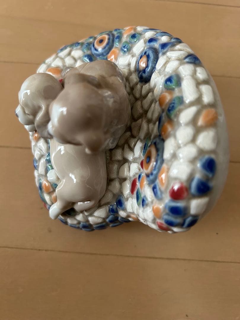 絶版リヤドロ バルセロナの仔犬 フィギュリン