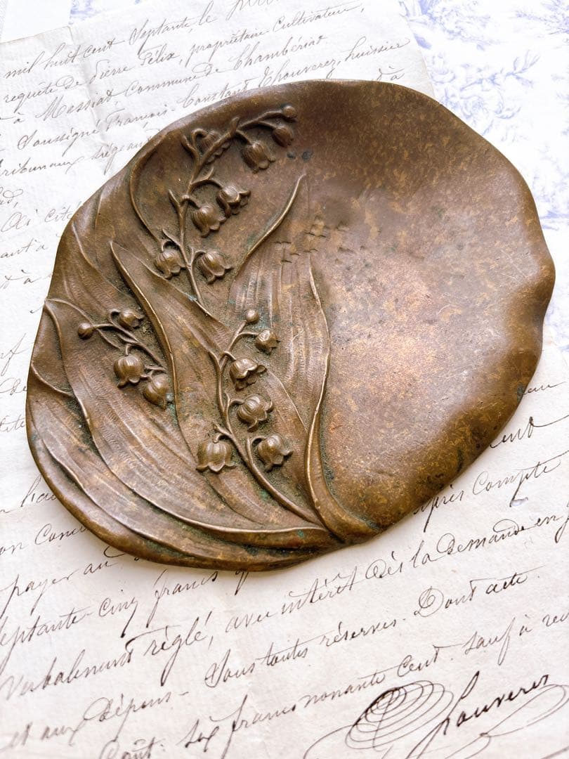 フランスアンティーク　真鍮製（丹銅）トレイ・すずらん