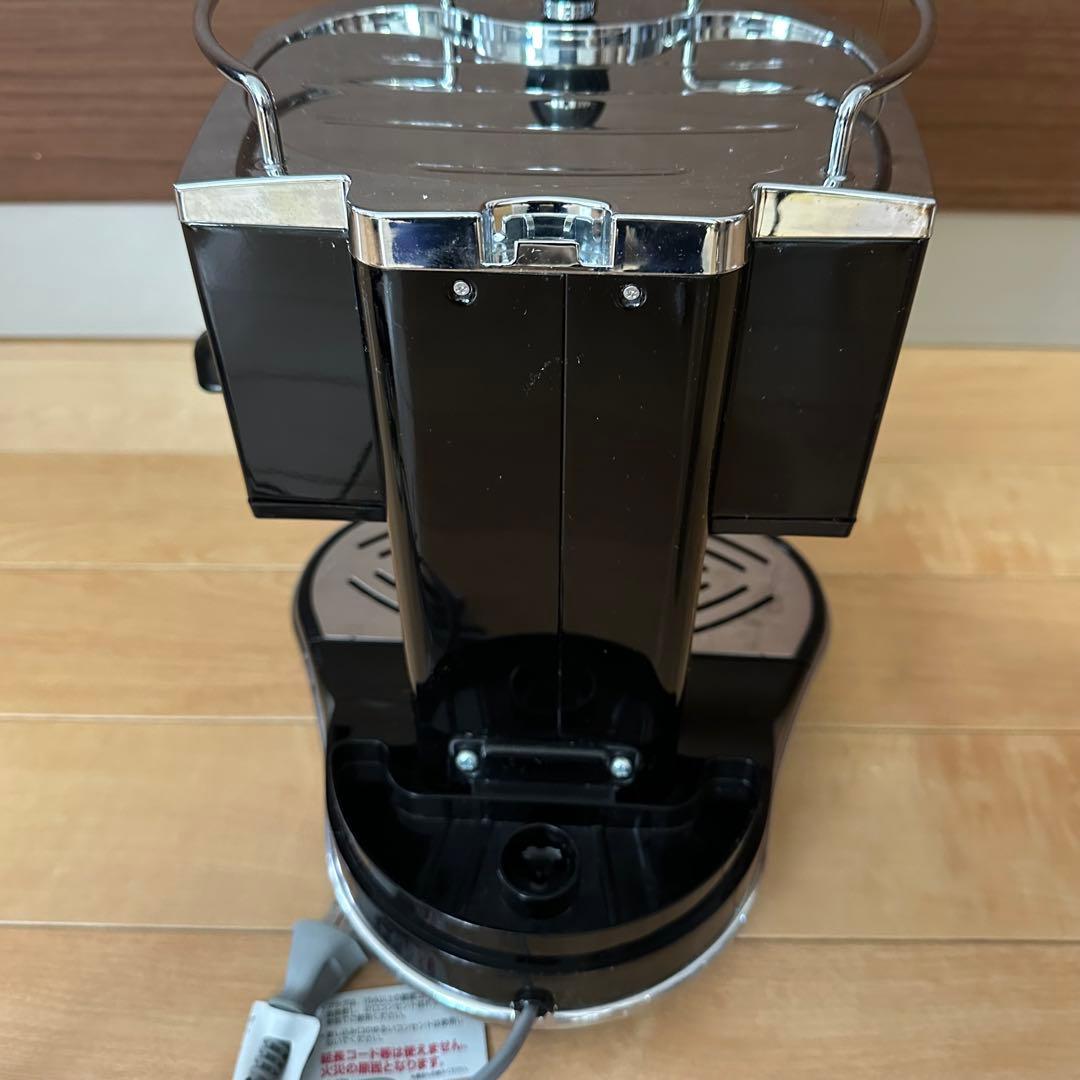DeLonghi ECO310BK BLACK デロンギ　エスプレッソマシーン