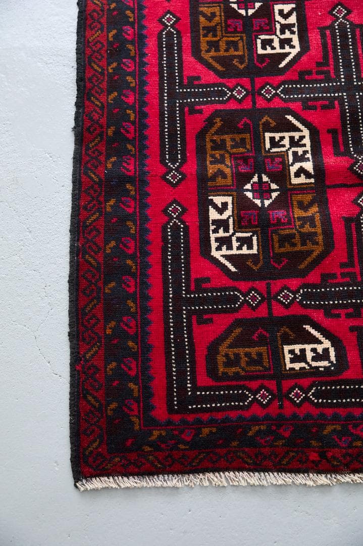 ヴィンテージラグ　トライバルラグ　バルーチ族(199×103cm)茶・赤・紺・黒