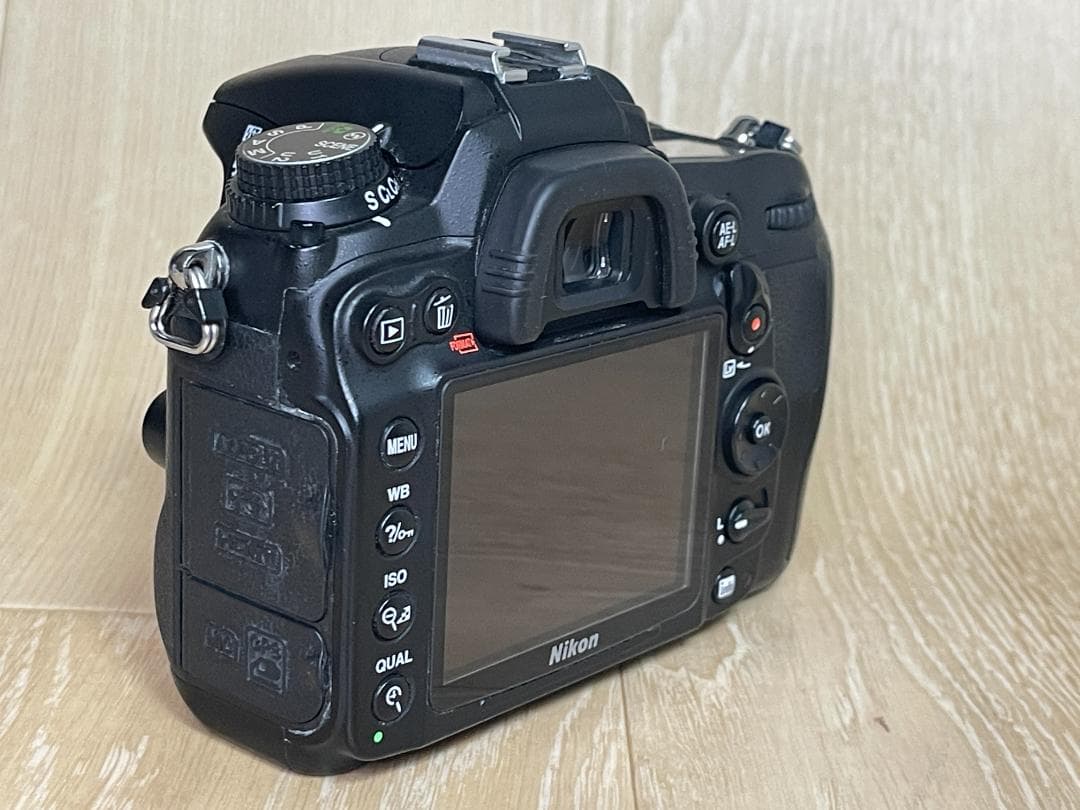 Nikon D7000 ニコン ボディ