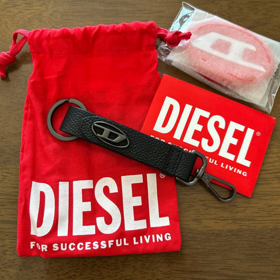 DIESEL キーリング　キーホルダー　おまけ付き　新品未使用