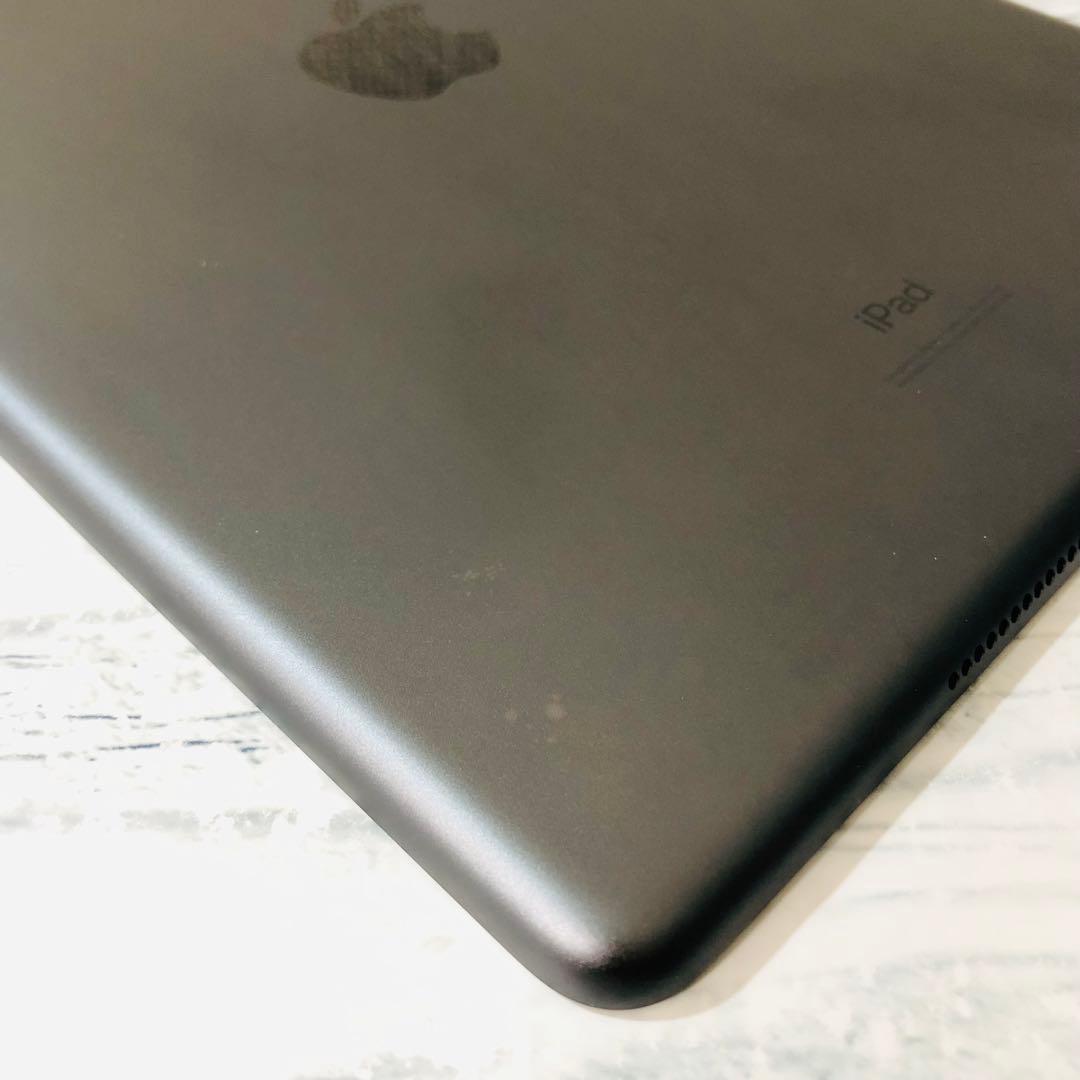 iPad 第7世代 32GB wifiモデル　管理番号：241