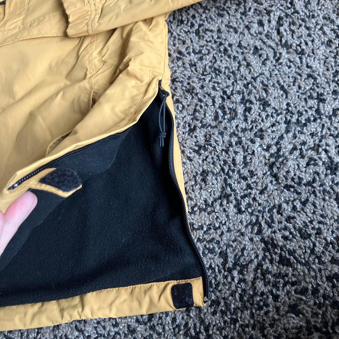 カーハート　プルオーバージャケット　レディース