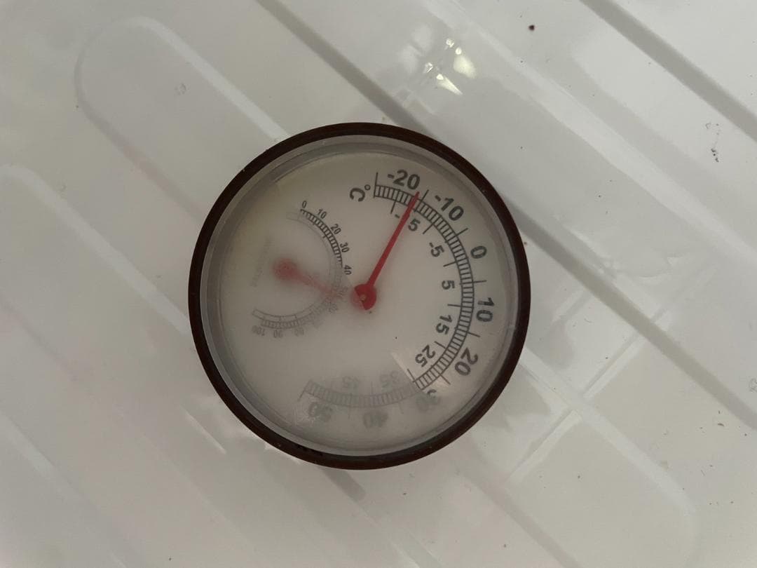 K☆092 シャープ 冷蔵庫 SJ-D18JJ