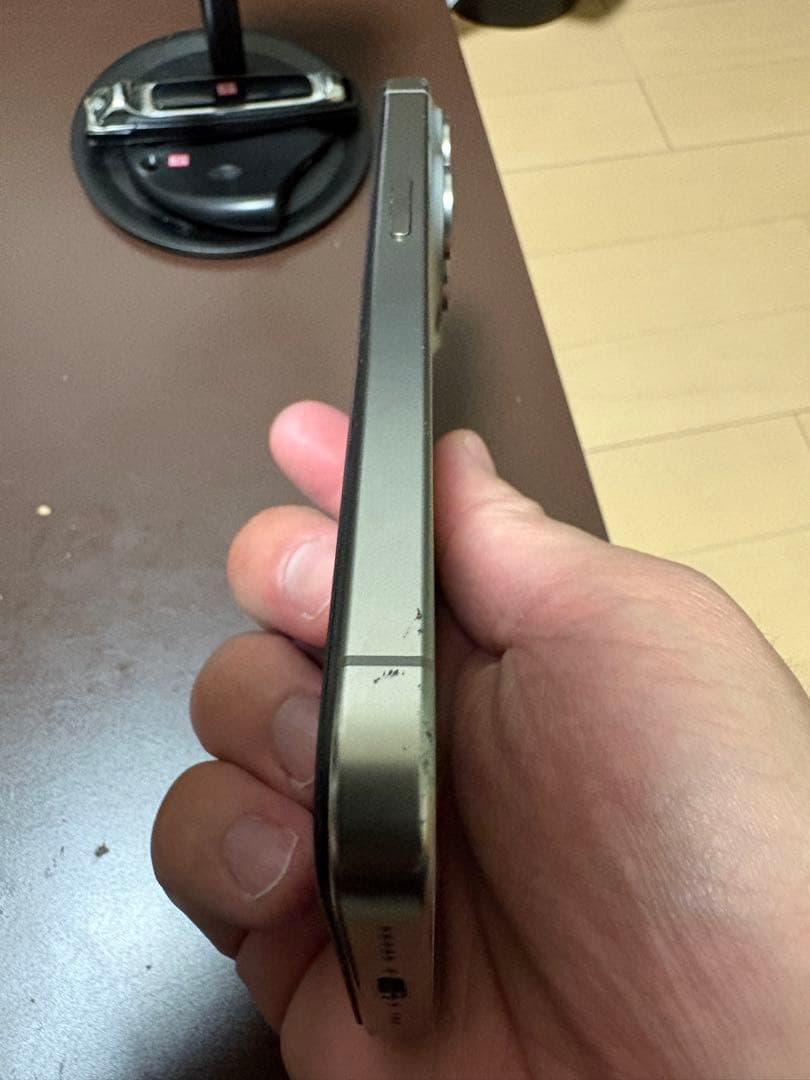 【液晶交換済*非純正】iPhone 15 Pro シルバー 本体