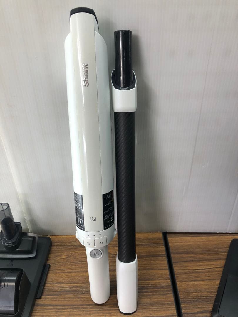 Shark スティッククリーナー LC400JWH 送料無料