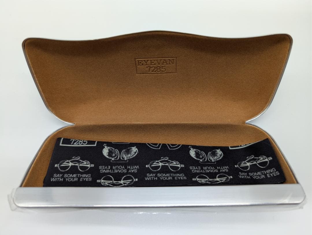 小物 EYEVAN 7285 197 col. 820 VINTAGE SILVER