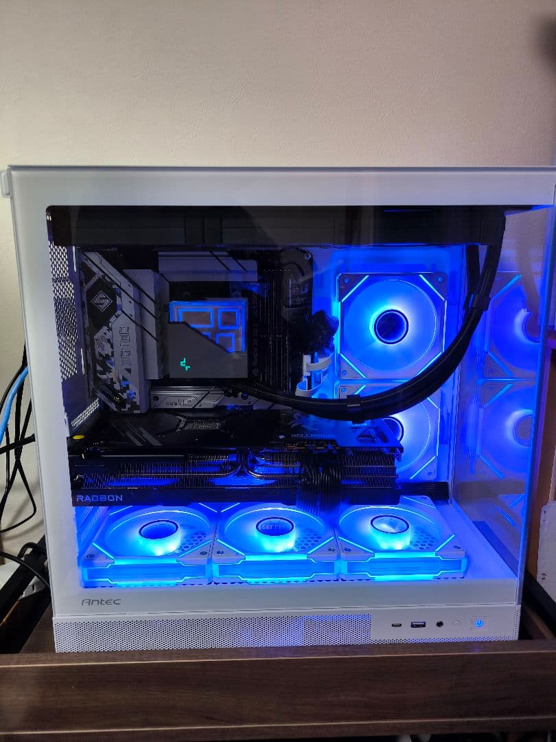 ハイエンドゲーミングPC RX7900XTX Ryzen7 16GB 2TB