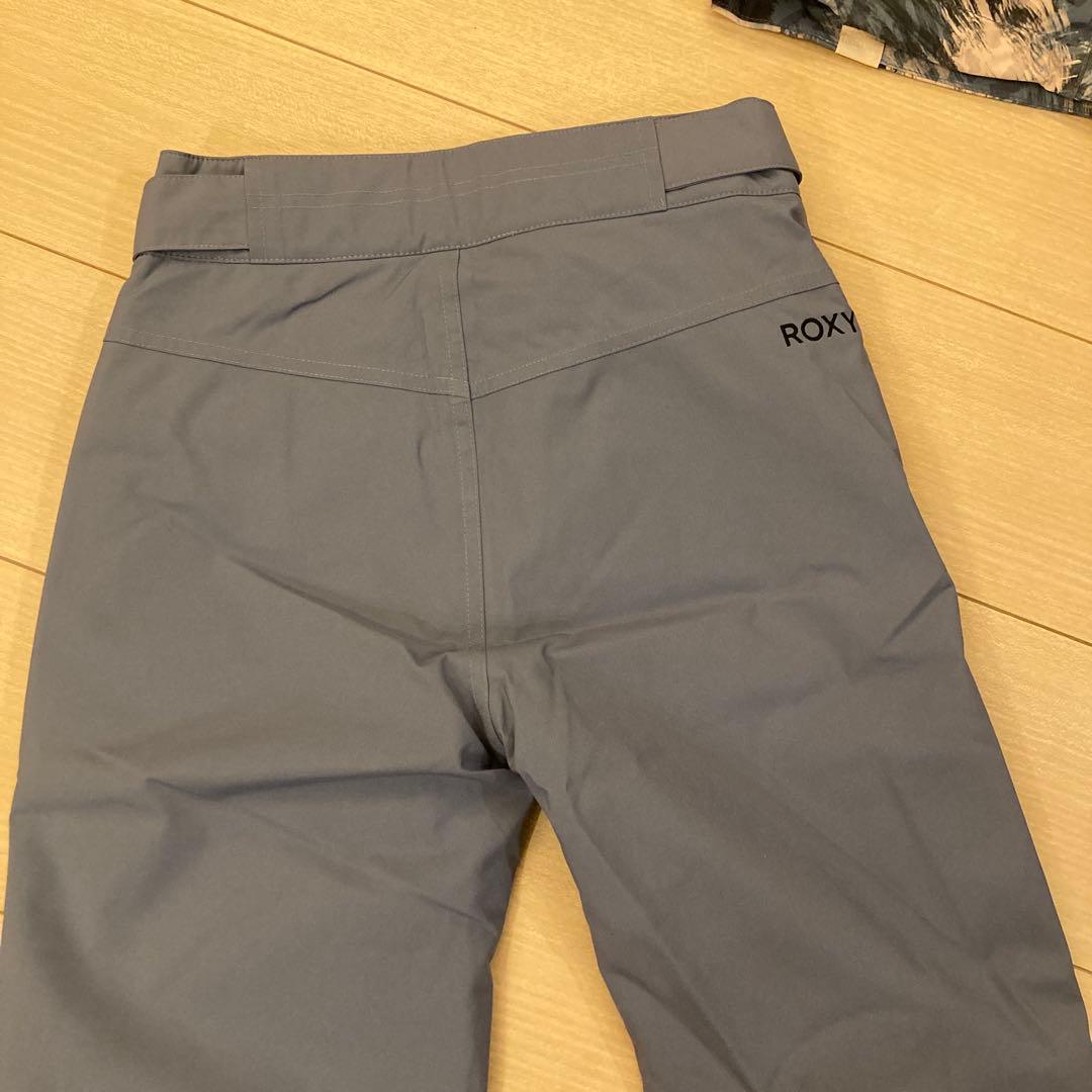 新品 ROXY スキーウェア上下 150