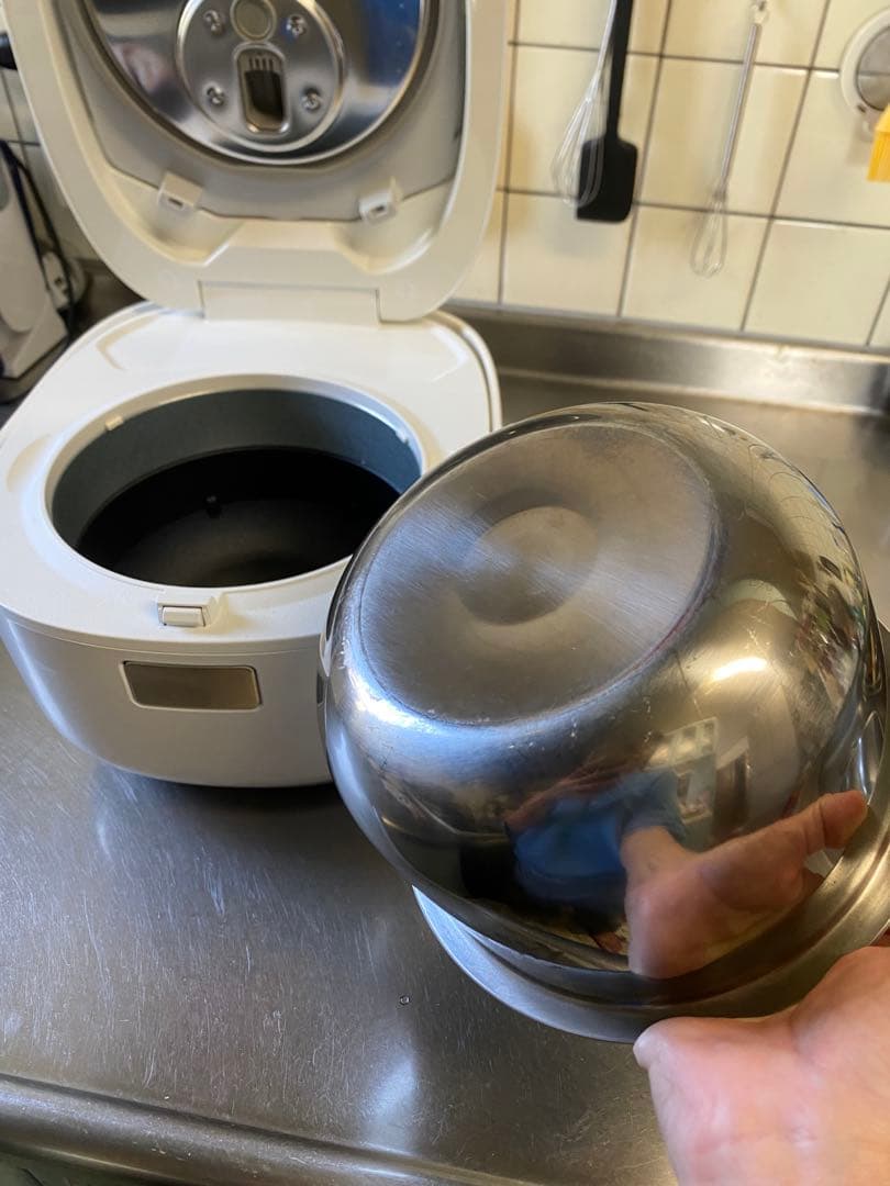 超美品Panasonic SR-KT060 IHジャー炊飯器3.5合備長炭釜