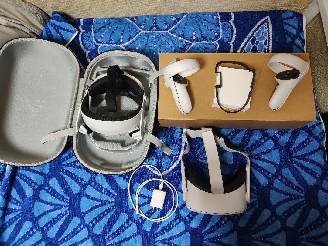  Quest 2 64GB フルセット ケース・ヘッドサポート付き