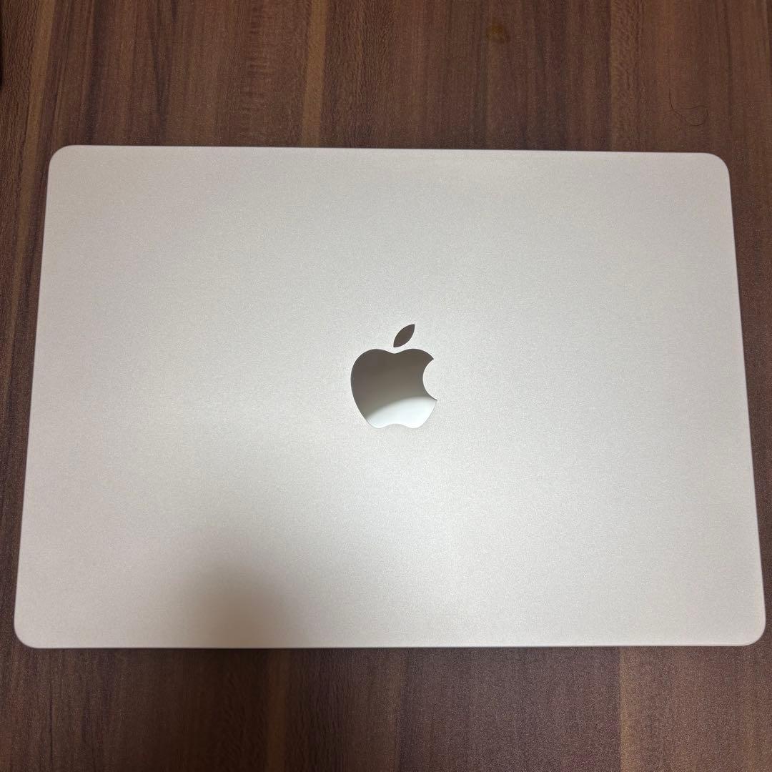 Apple MacBook Air 13.6インチ M2 256GB