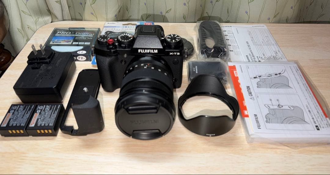 FUJIFILM X-T3 一眼レフ XF16-80mmF4レンズ　フジフィルム
