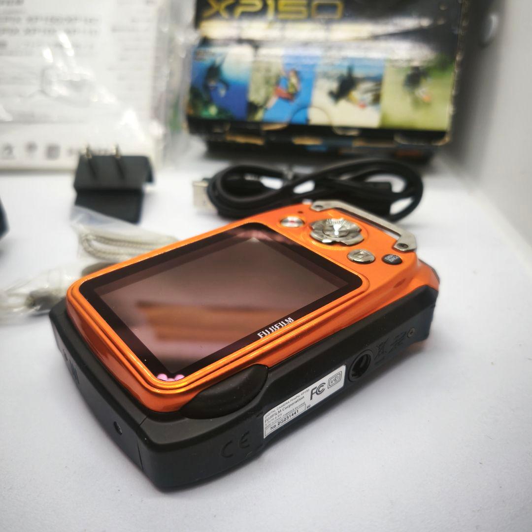 FUJIFILM　FinePix　xp150 オレンジ