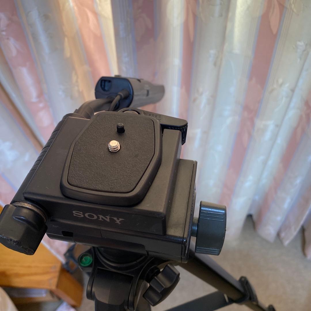 SONY HDR-PJ680 ビデオカメラ本体　HAKUBAバック　SONY三脚