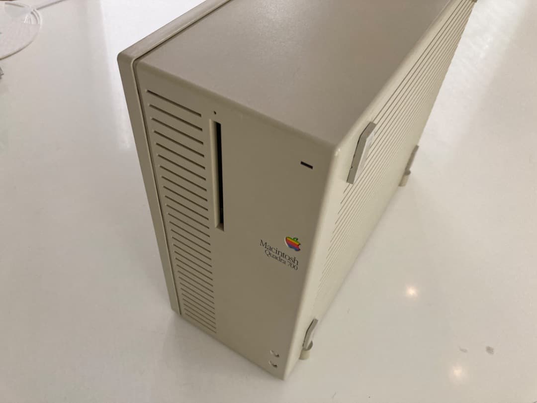 Macintosh Quadra700 ジャンク品