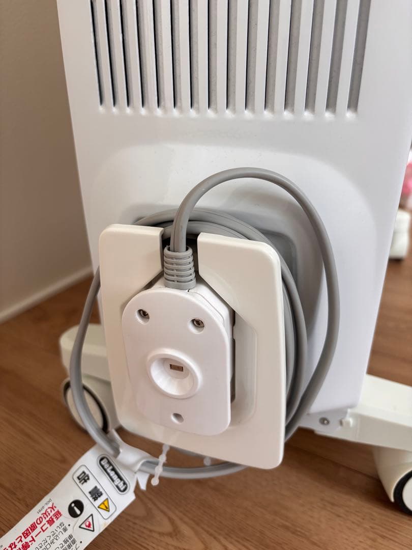 De'Longhi オイルヒーター 1500W キャスター付き