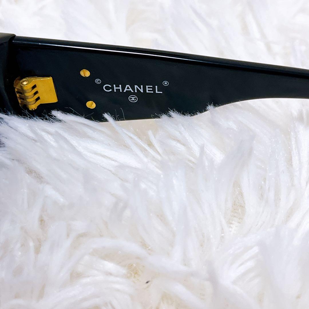 CHANEL サングラス　ココマーク　黒　ケース付き