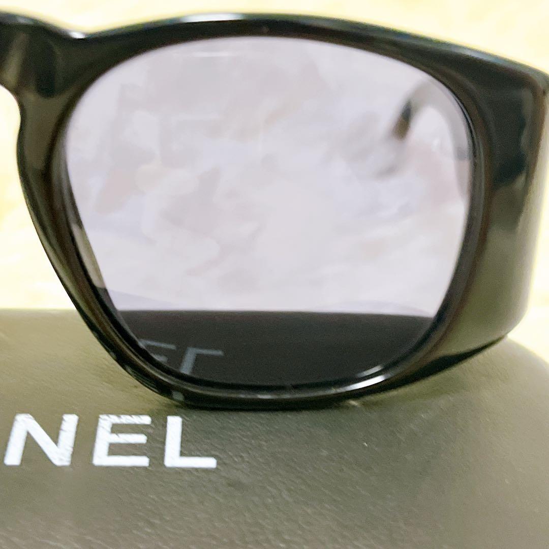 CHANEL サングラス　ココマーク　黒　ケース付き