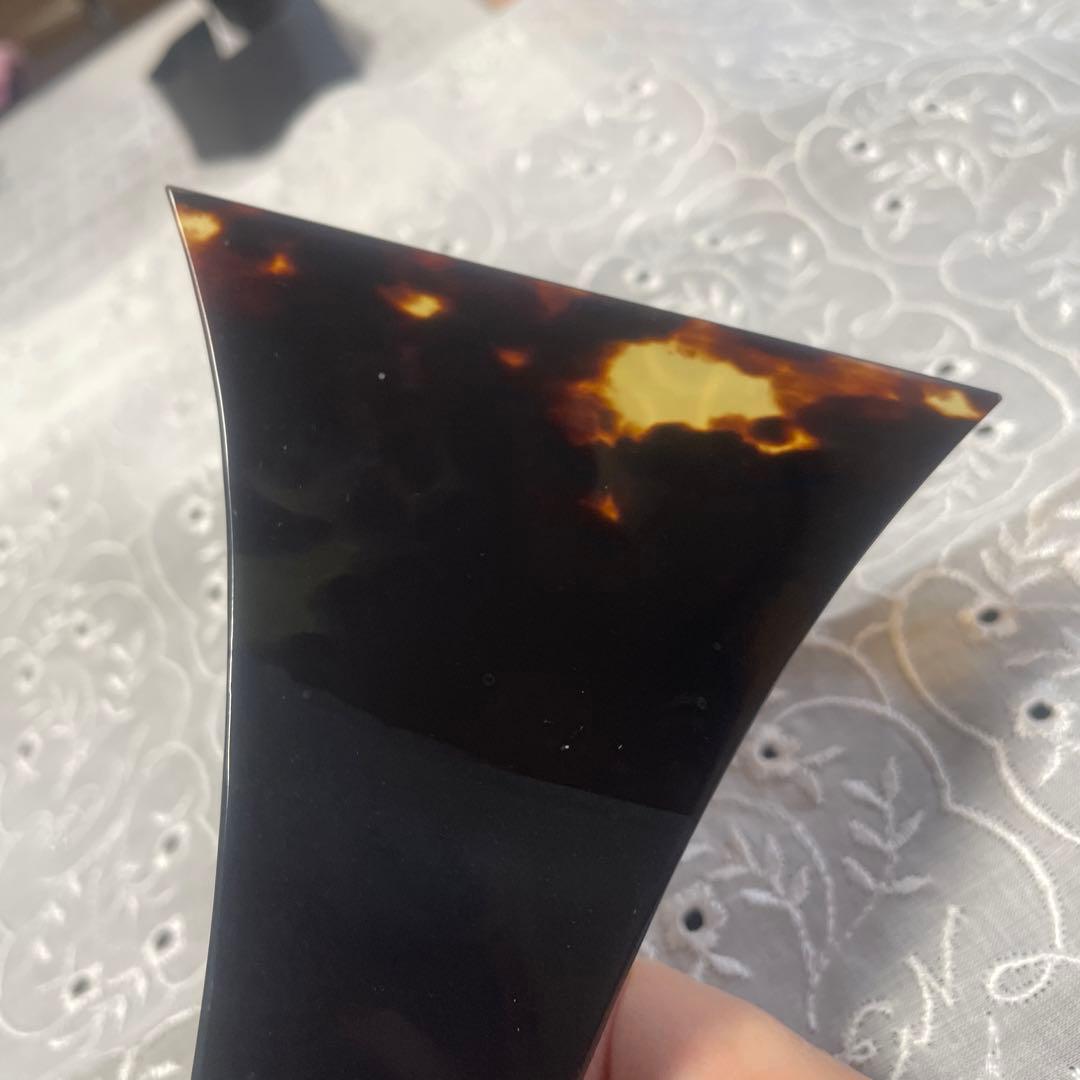 津軽三味線　鼈甲撥　開き９㎝　長さ18.2㎝