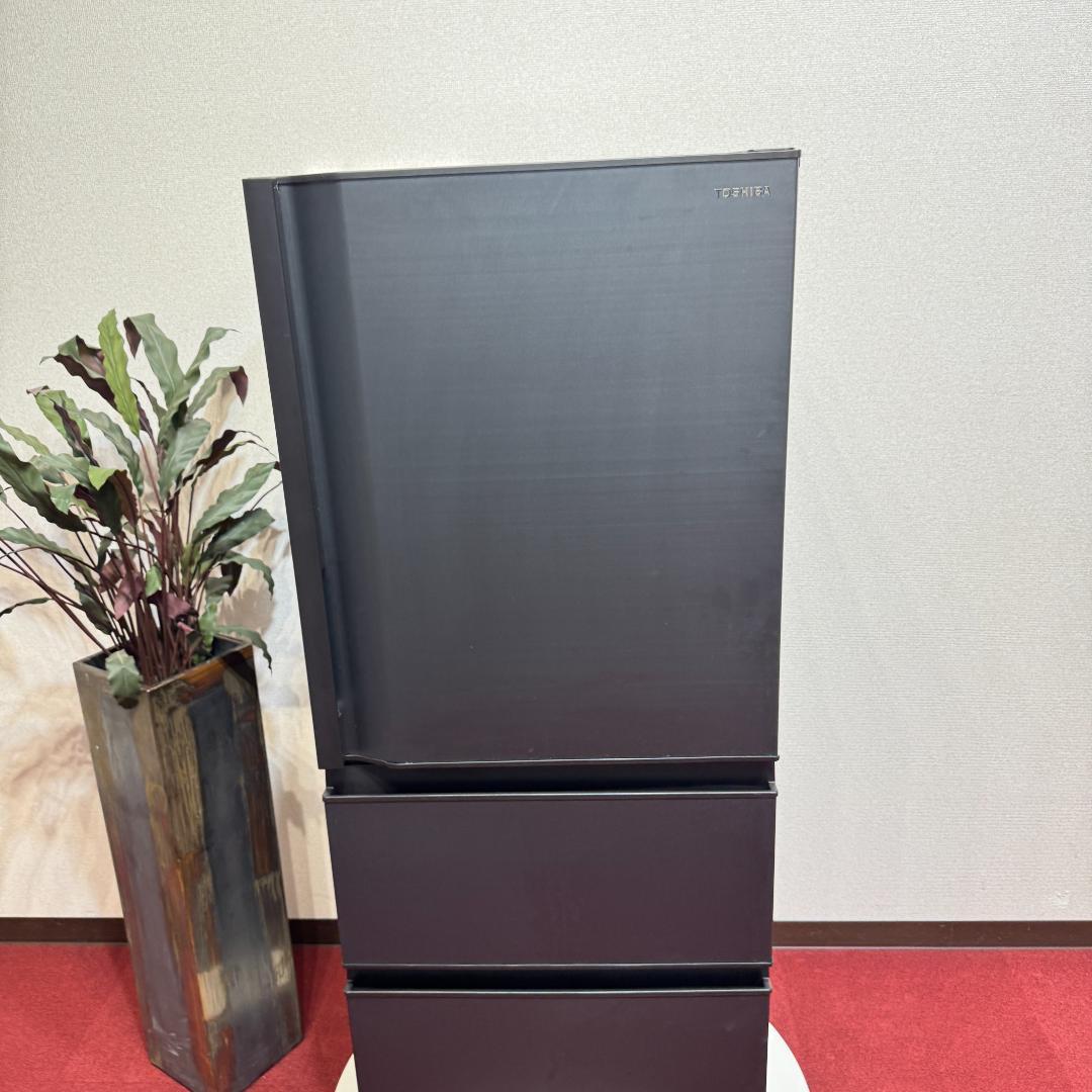 東京23区送料無料　美品東芝3ドア冷蔵庫2023年製　326L　GR-U33SC
