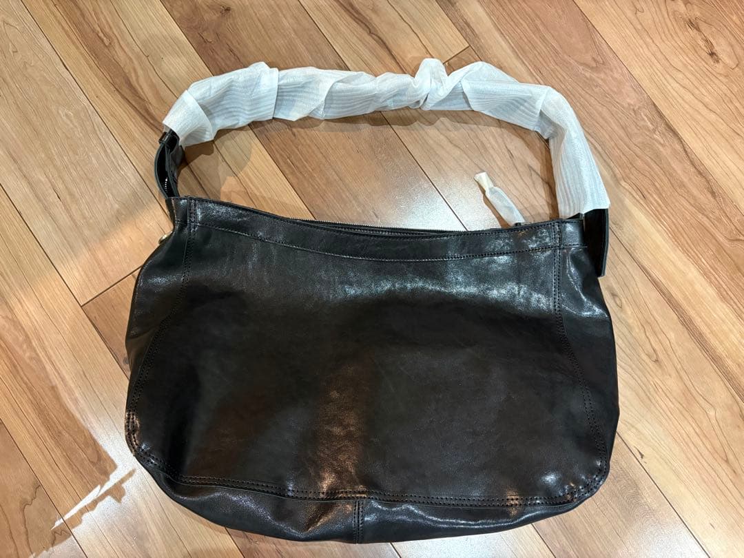 モ*ネ様 Llife POLISHED COW LEATHER NEWSPAPE