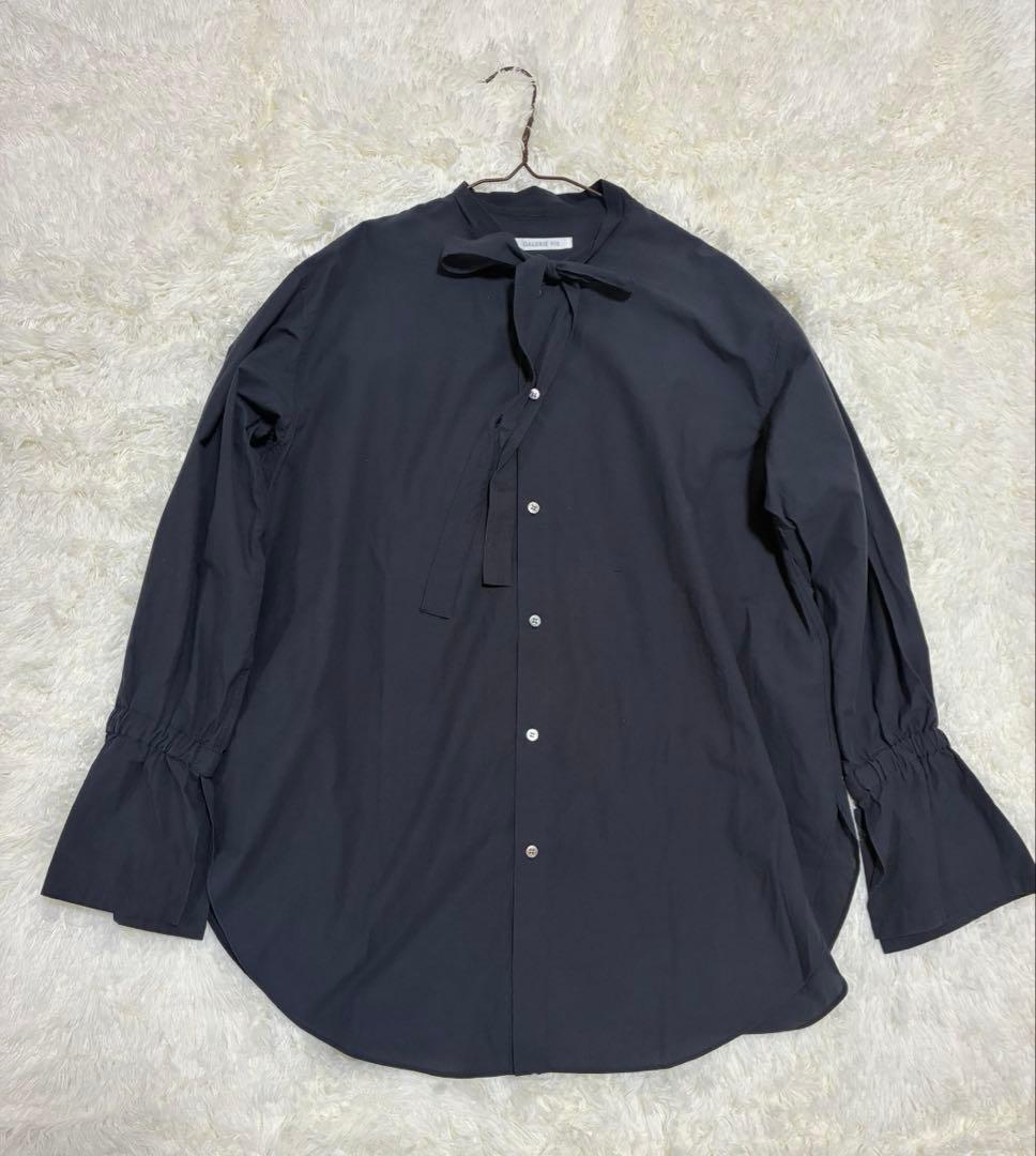 美品　GALERIEVIE コットンロングタイシャツ　ブラック　ボウタイ　リボン