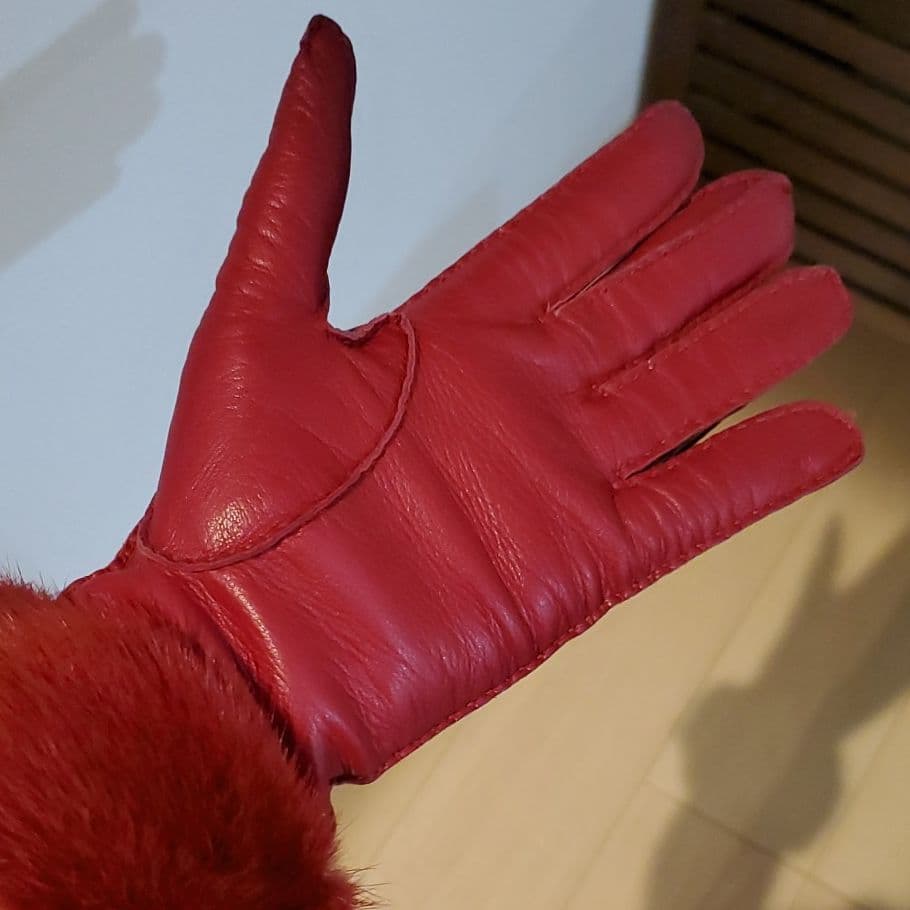 ★PRADA グローブ★