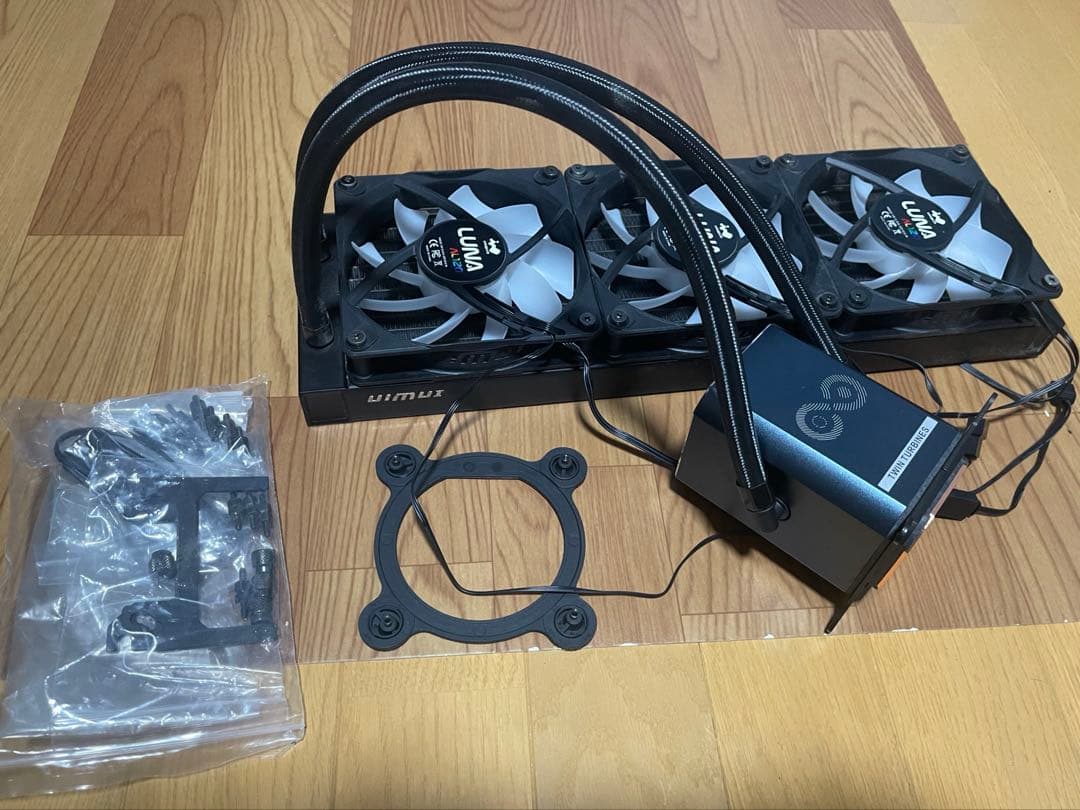 Core i9-13900KF、マザボ、LED水冷クーラー、メモリ