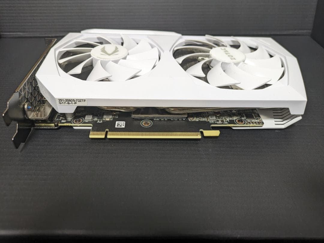 グラフィックボード・グラボ・ビデオカード ZOTAC GeForce RTX 3060 AMP White Edition
