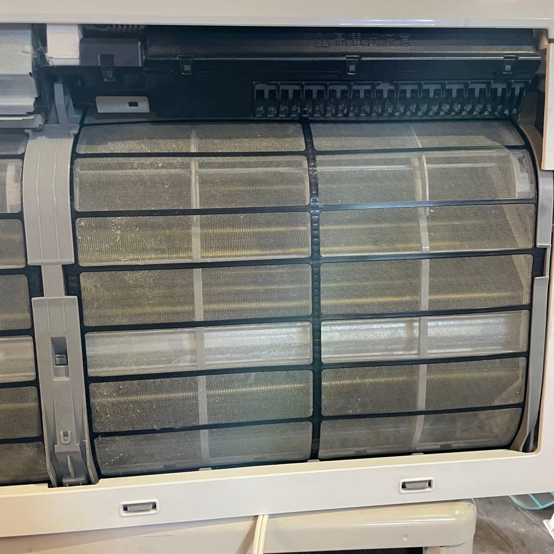 TOSHIBA ルームエアコン RAS-G221RBK（W） 2021年製 6畳