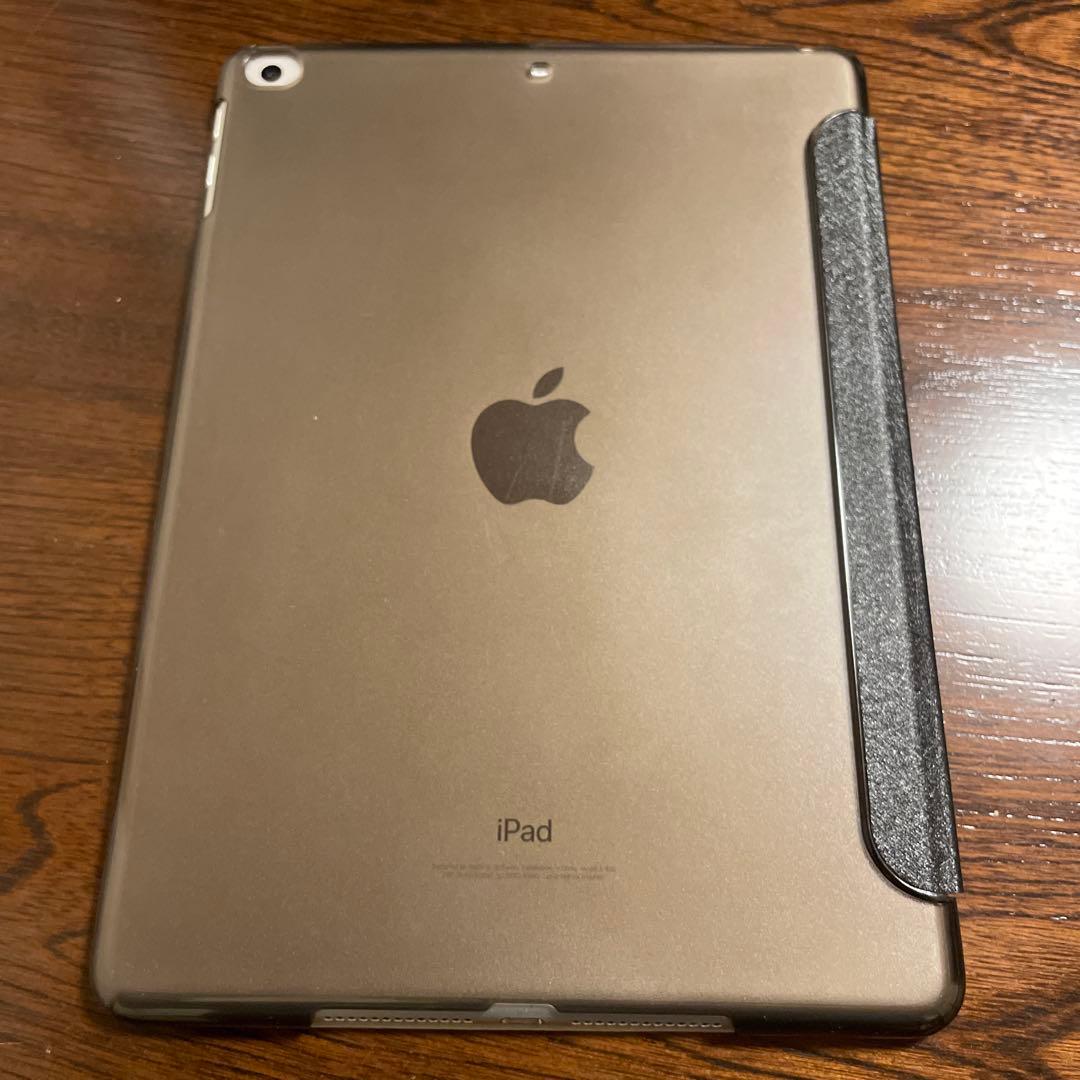 Apple iPad 6 シルバー　32GB Wi-Fiモデル 初期化済み
