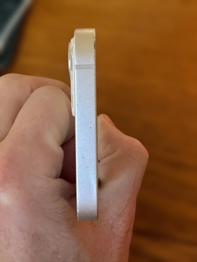 箱付きApple iPhone 13 ホワイト128GB SIMフリー