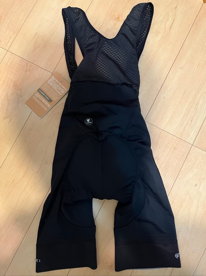 ピセイPISSEI ビブショーツ 新品、未使用